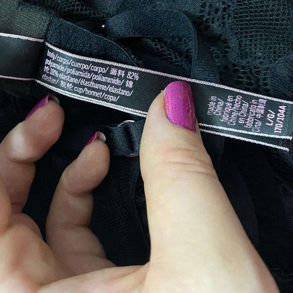 Victoria’s Secret- Sheer lace slip dress - Picture 3 of 5